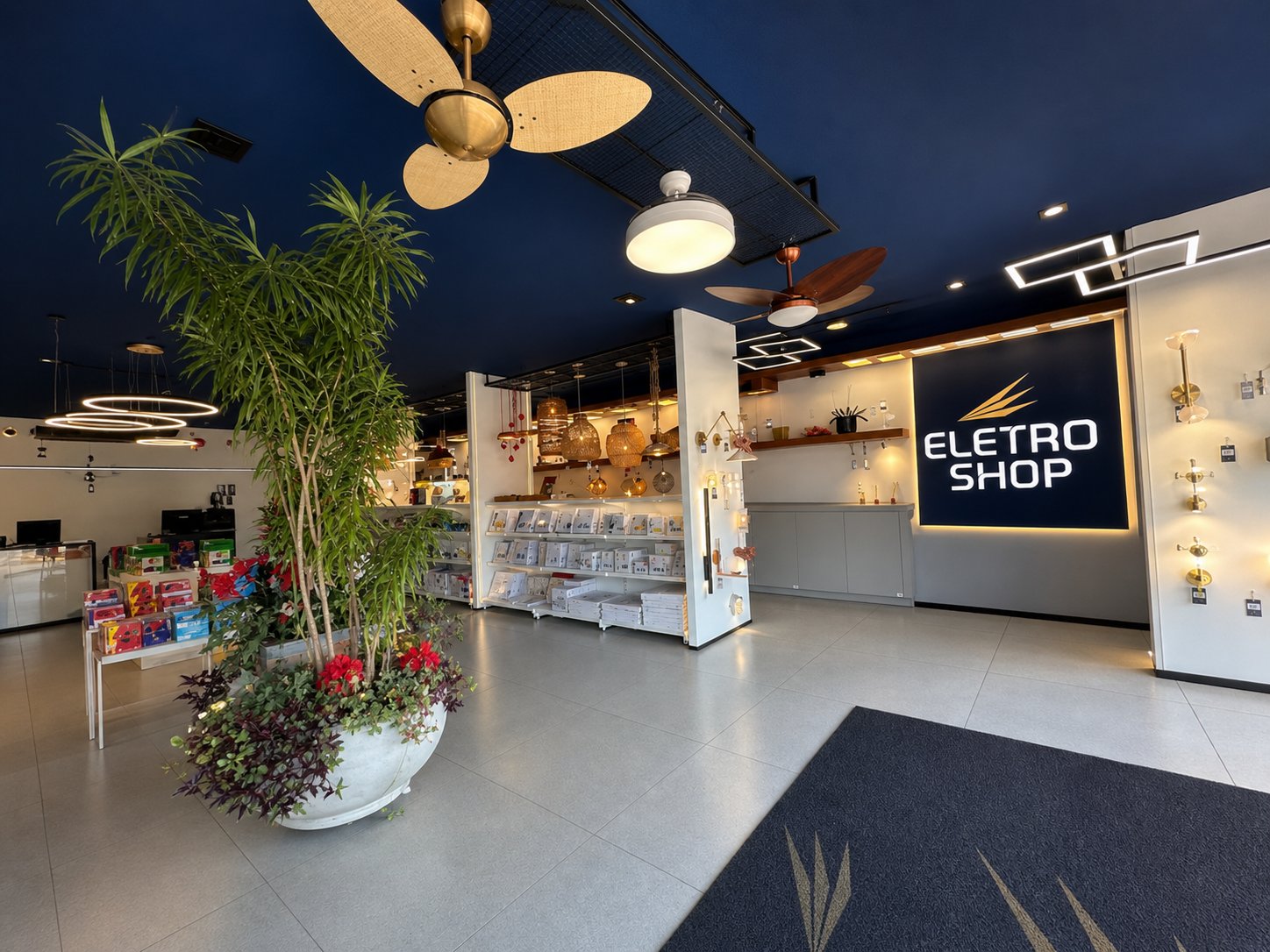 Interior da loja Eletro Shop em Lençóis Paulista